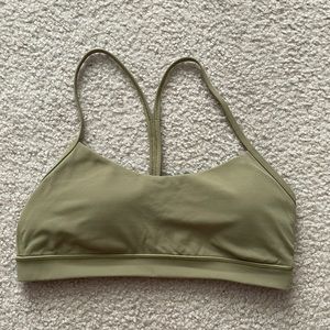 Lululemon Flow Y Nulu Sports Bra
